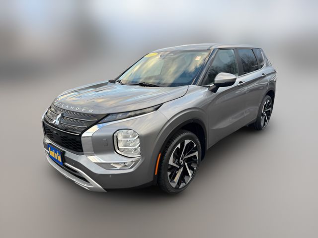 2023 Mitsubishi Outlander SE