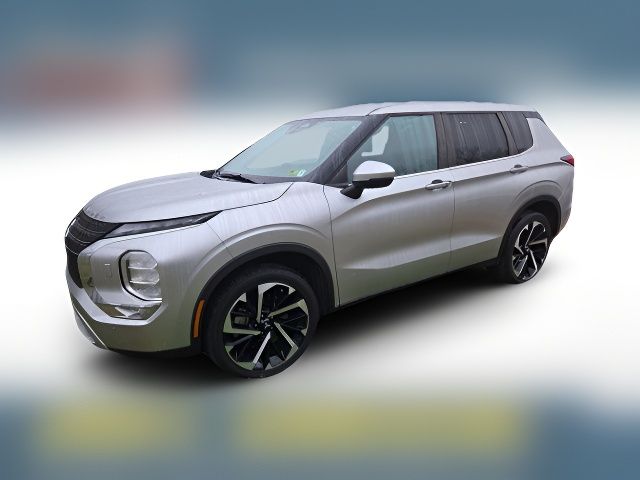 2023 Mitsubishi Outlander SE