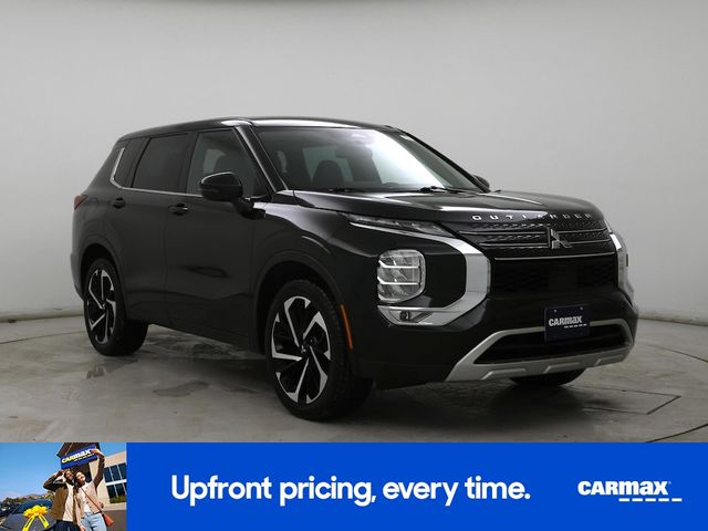 2023 Mitsubishi Outlander SE