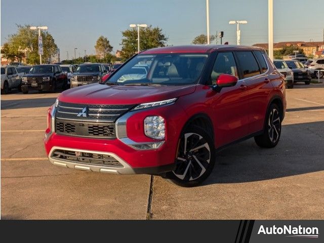 2023 Mitsubishi Outlander SE