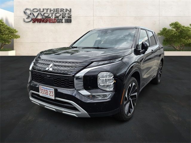 2023 Mitsubishi Outlander SE