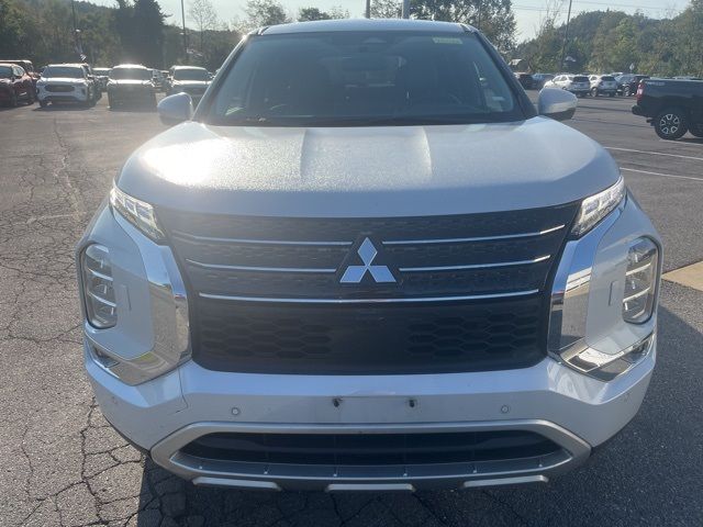 2023 Mitsubishi Outlander 