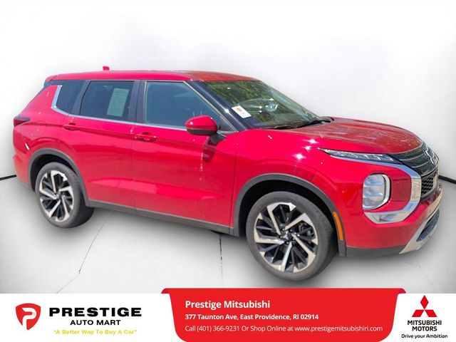 2023 Mitsubishi Outlander SE