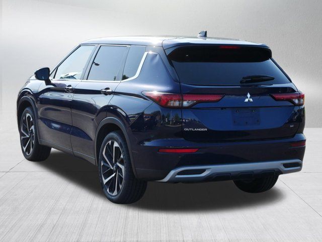 2023 Mitsubishi Outlander SE