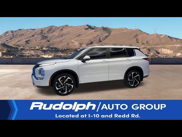 2023 Mitsubishi Outlander SE