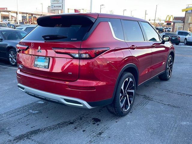 2023 Mitsubishi Outlander SE