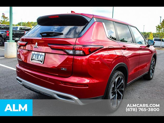 2023 Mitsubishi Outlander SE