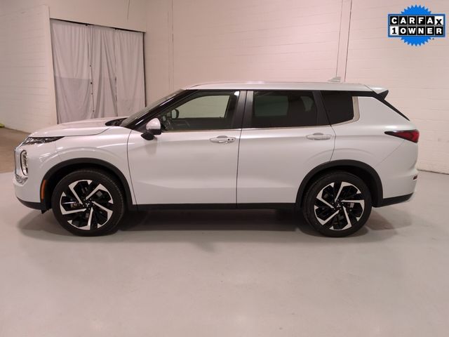 2023 Mitsubishi Outlander SE