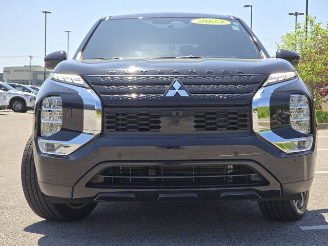 2023 Mitsubishi Outlander SE Black Edition