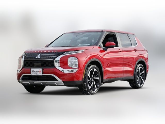 2023 Mitsubishi Outlander SE