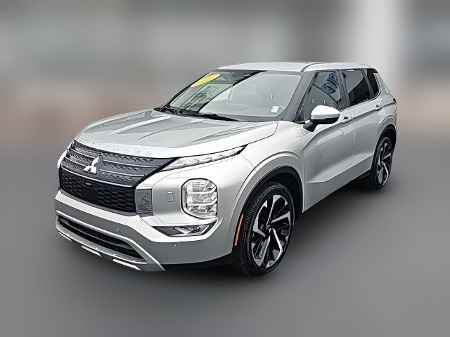 2023 Mitsubishi Outlander SE