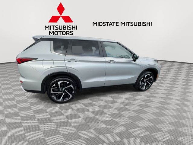 2023 Mitsubishi Outlander SE Black Edition