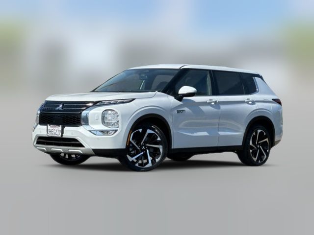 2023 Mitsubishi Outlander PHEV SE