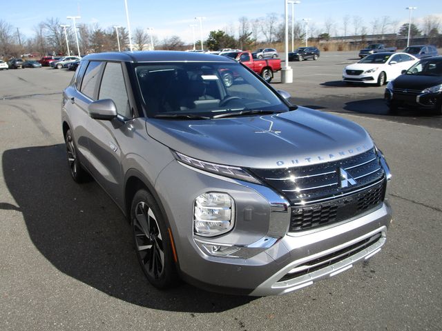 2023 Mitsubishi Outlander PHEV SE