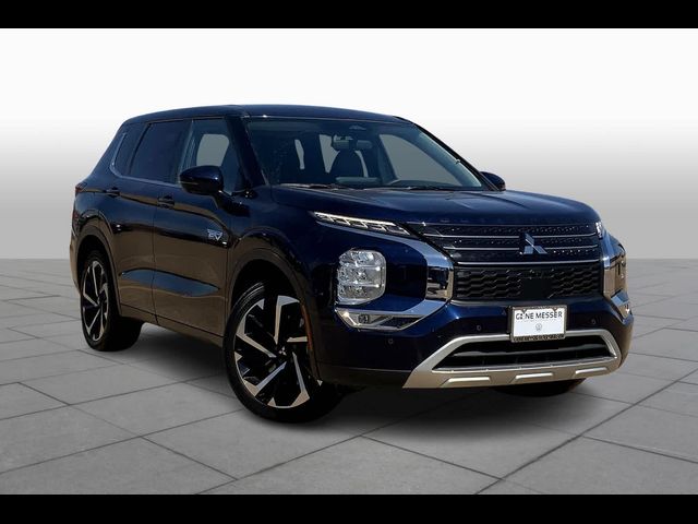 2023 Mitsubishi Outlander PHEV SE
