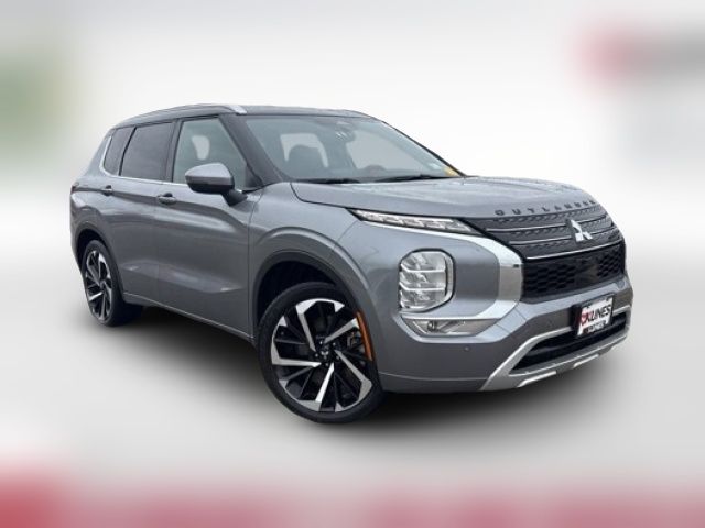 2023 Mitsubishi Outlander SEL