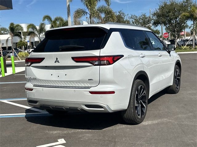 2023 Mitsubishi Outlander SEL