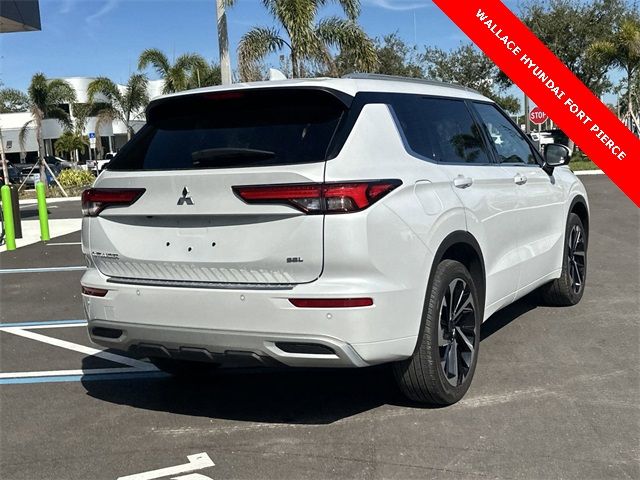 2023 Mitsubishi Outlander SEL