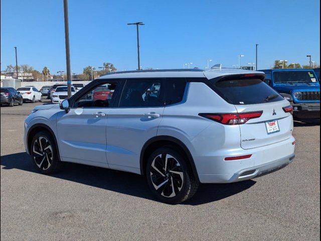 2023 Mitsubishi Outlander SEL