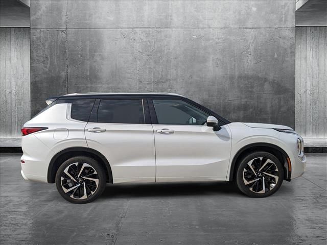 2023 Mitsubishi Outlander SEL