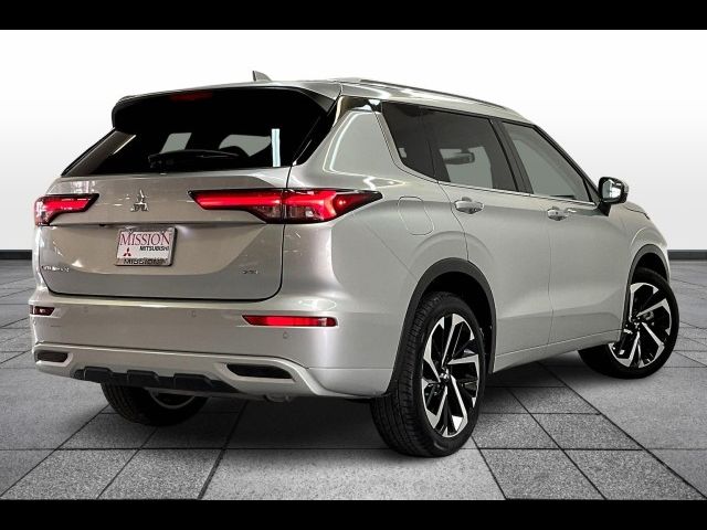 2023 Mitsubishi Outlander SEL