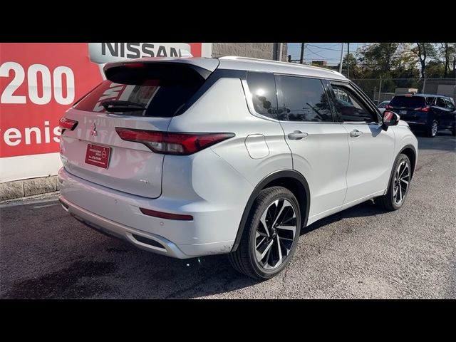 2023 Mitsubishi Outlander SEL