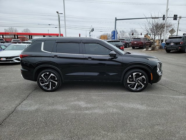 2023 Mitsubishi Outlander SEL