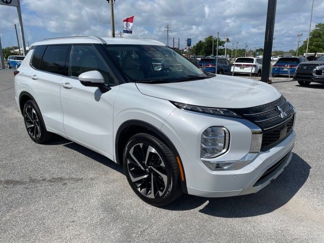 2023 Mitsubishi Outlander SEL