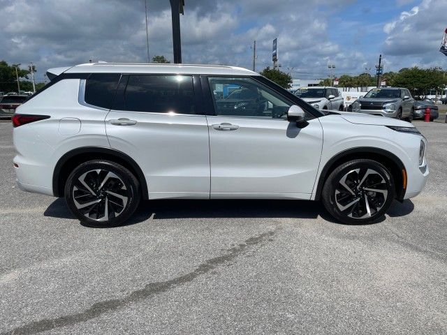 2023 Mitsubishi Outlander SEL