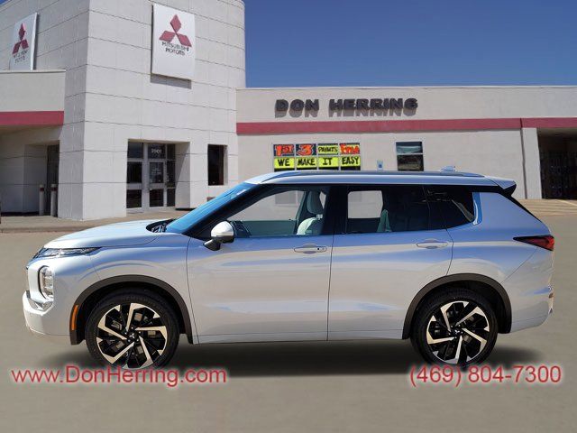 2023 Mitsubishi Outlander SEL