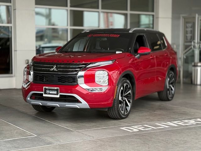 2023 Mitsubishi Outlander SEL