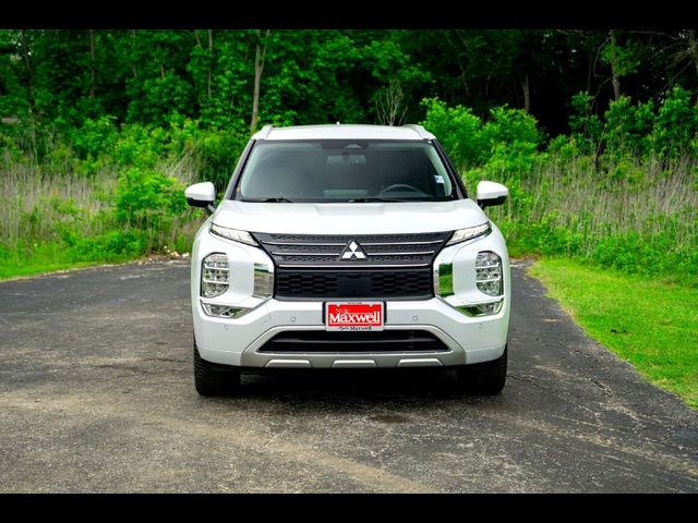 2023 Mitsubishi Outlander SEL