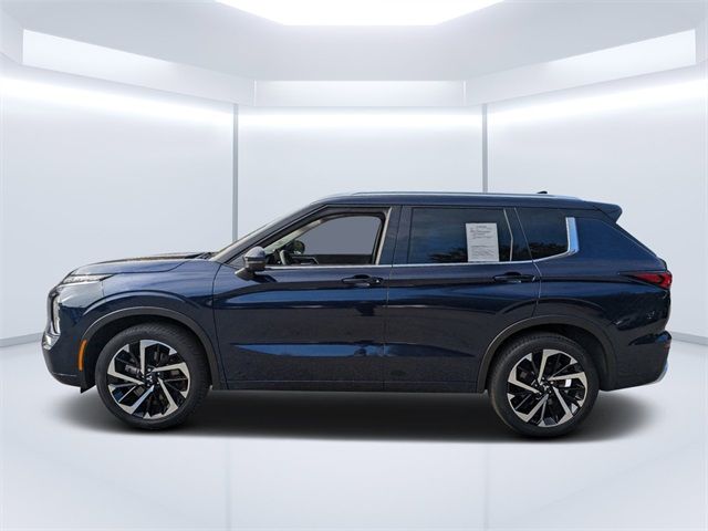 2023 Mitsubishi Outlander SEL