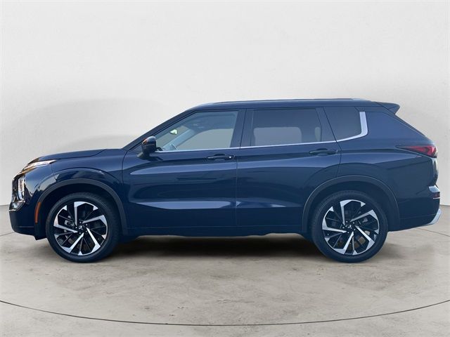 2023 Mitsubishi Outlander SEL