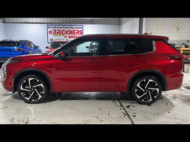 2023 Mitsubishi Outlander SEL