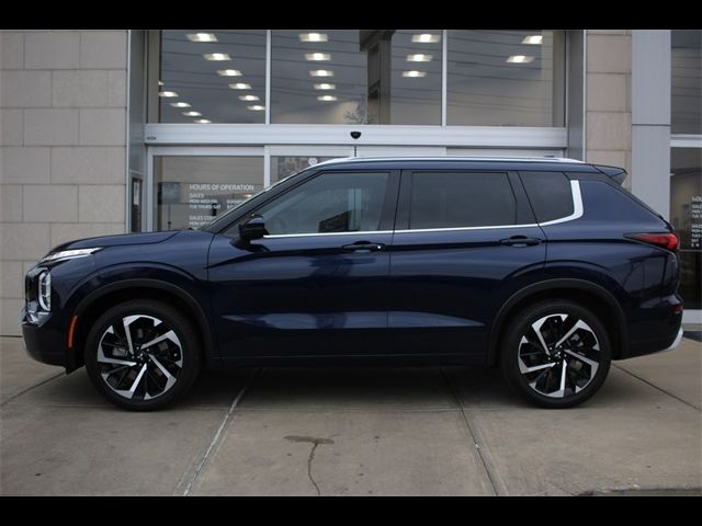 2023 Mitsubishi Outlander SEL