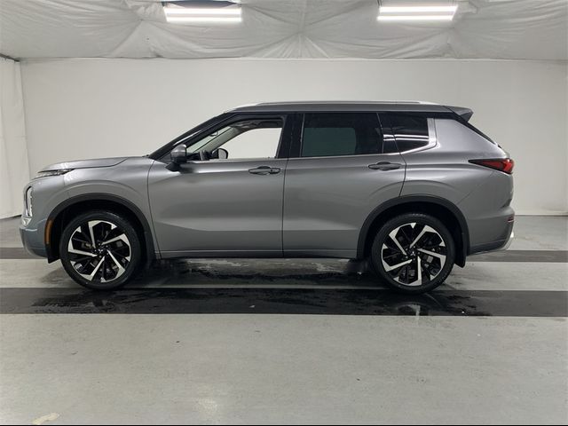 2023 Mitsubishi Outlander SEL