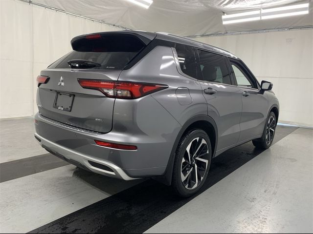 2023 Mitsubishi Outlander SEL