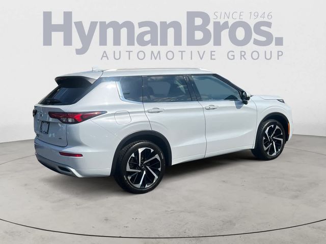 2023 Mitsubishi Outlander SEL