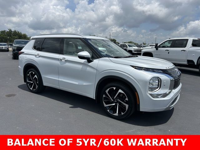 2023 Mitsubishi Outlander SEL