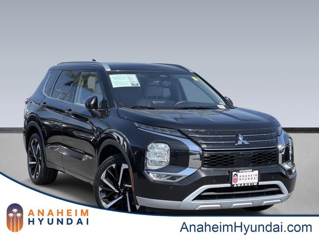 2023 Mitsubishi Outlander SEL