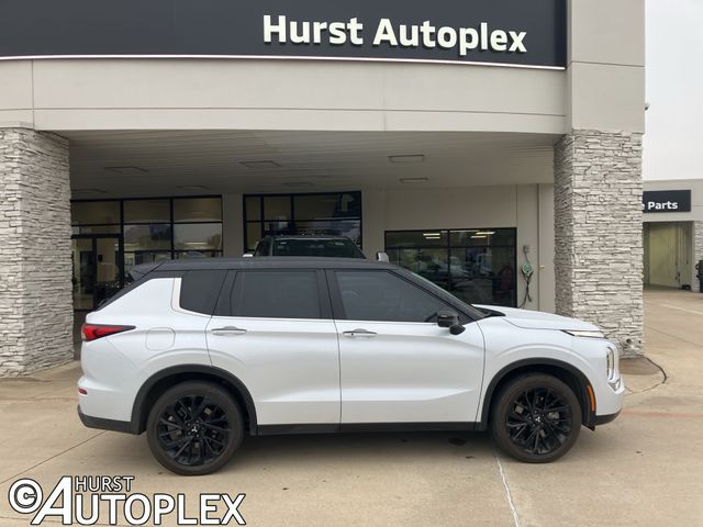 2023 Mitsubishi Outlander SEL Black Edition