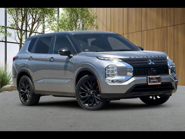2023 Mitsubishi Outlander SEL Black Edition