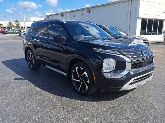 2023 Mitsubishi Outlander SEL Black Edition