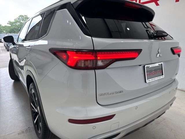 2023 Mitsubishi Outlander SEL Black Edition