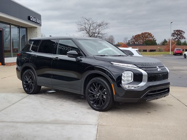 2023 Mitsubishi Outlander SEL Black Edition