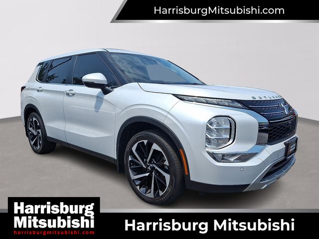 2023 Mitsubishi Outlander SE