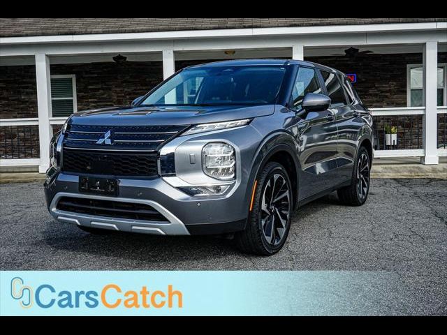 2023 Mitsubishi Outlander SE