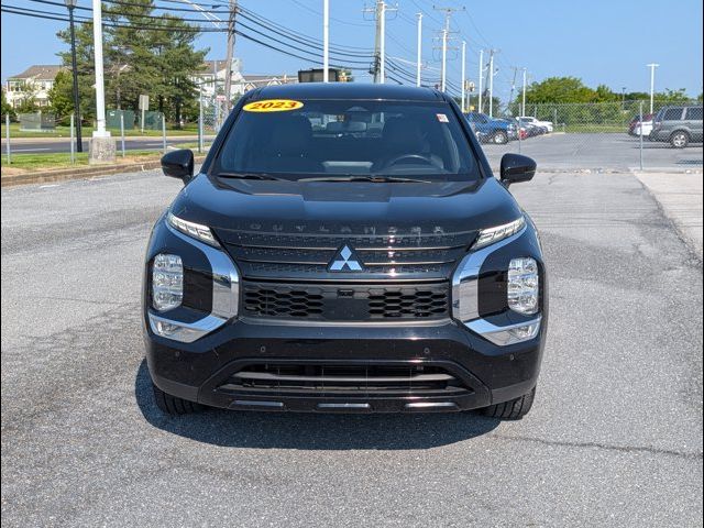 2023 Mitsubishi Outlander SE Black Edition