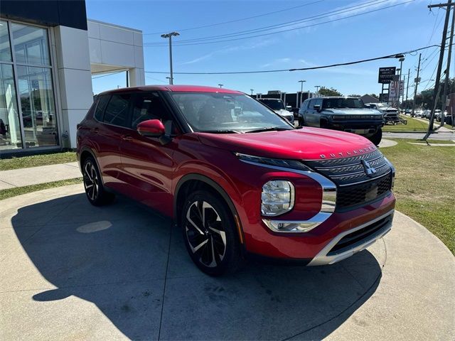 2023 Mitsubishi Outlander SE Black Edition